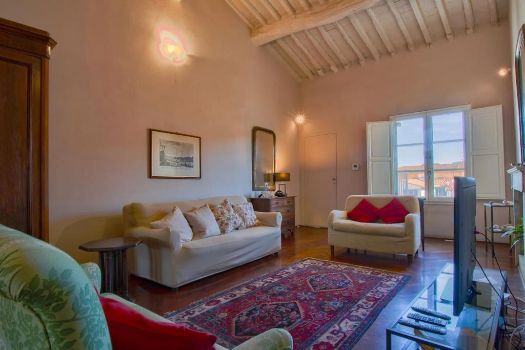 Pampurio On The Roofs Apartment Pisa Bagian luar foto
